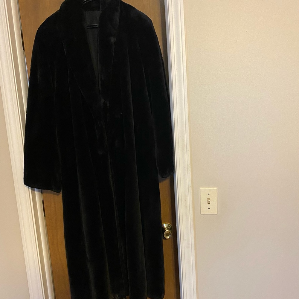 Black Beaver fur coat